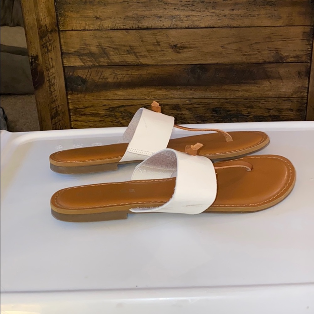 Sandals - Picture 2 of 3